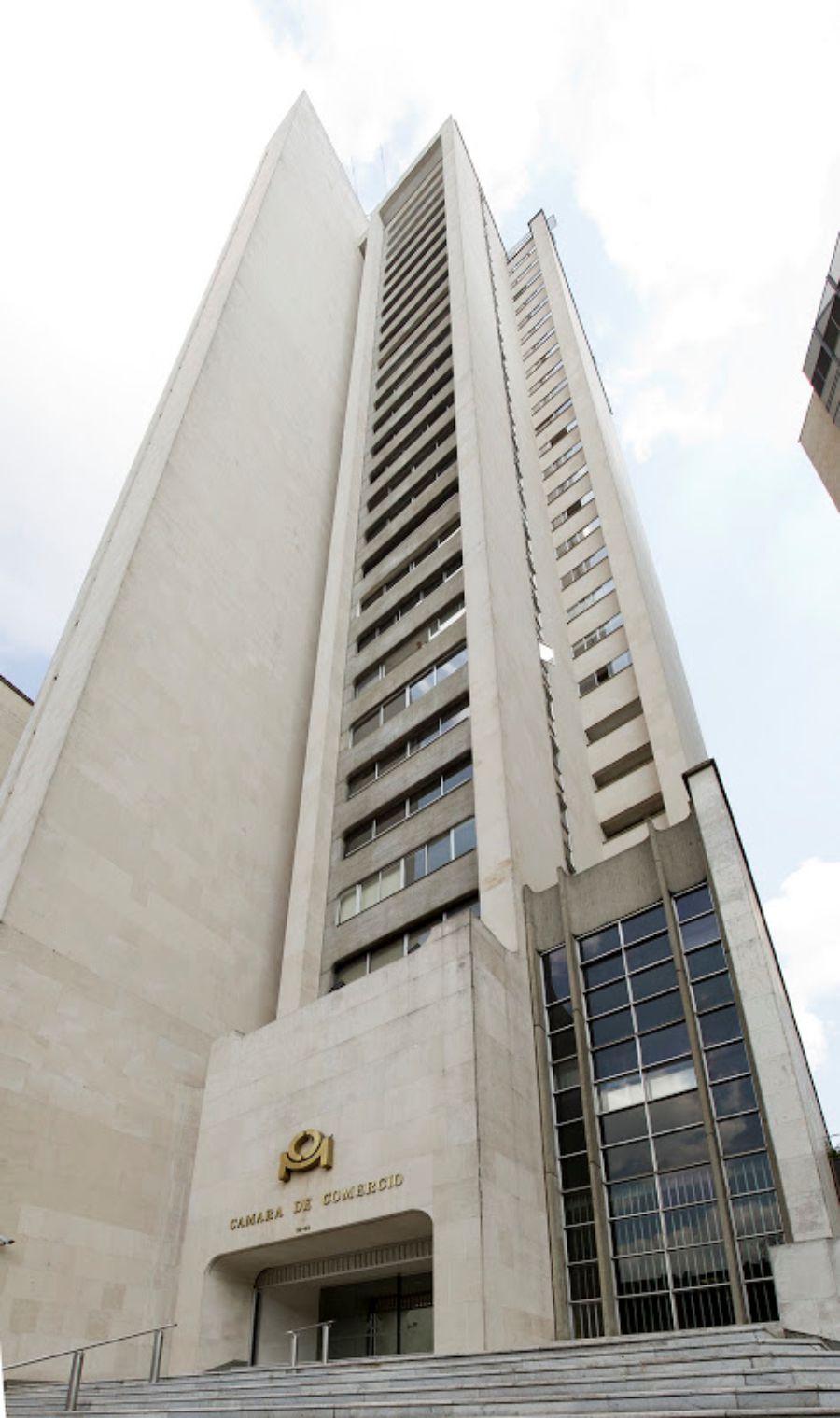 Los cinco edificios más altos de Medellín 4 Edificio Camara de Comercio Medellin