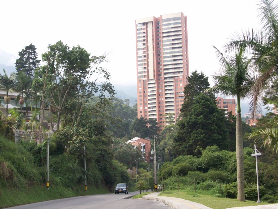 Los cinco edificios más altos de Medellín 5 Edificio Torre Veracruz