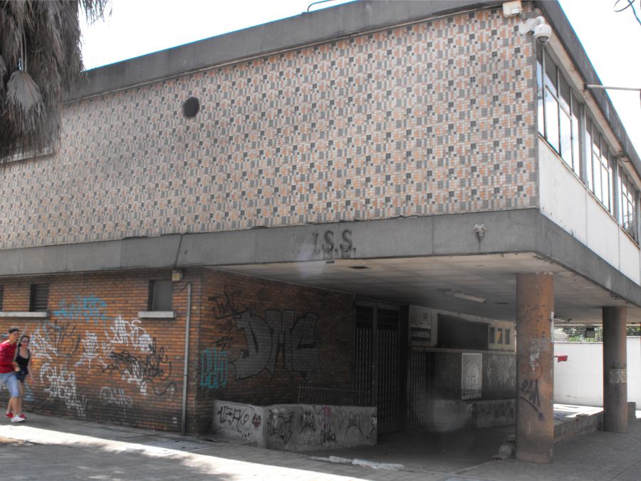Carabobo norte, un espacio renovado para el disfrute de la familia Antioqueña 18 Antigua sede instituto de seguros sociales