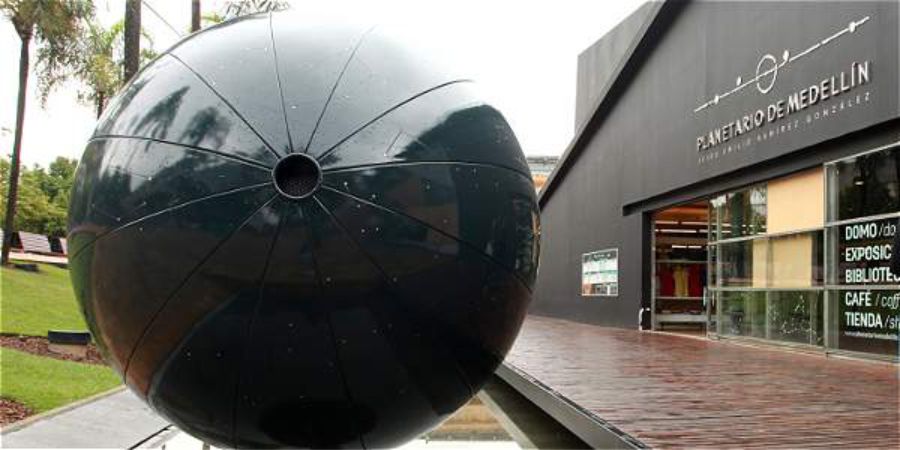 Carabobo norte, un espacio renovado para el disfrute de la familia Antioqueña 15 Planetario de Medellin Jesús Emilio Ramirez González
