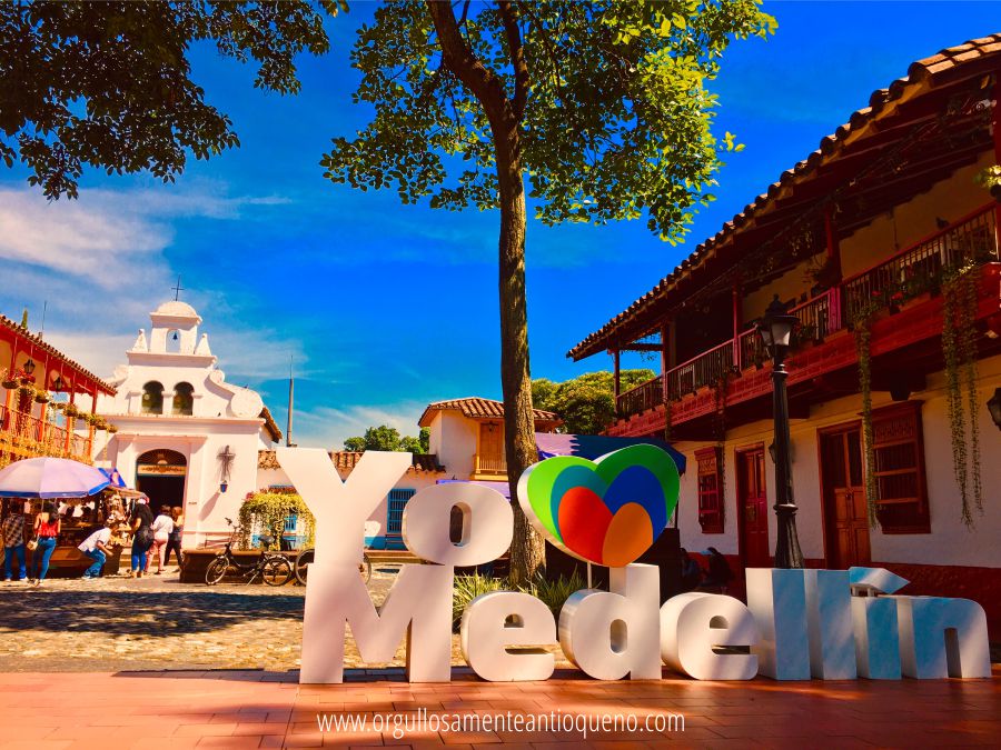 La renovación que promete dar una nueva imagen al Cerro Nutibara y el Pueblito Paisa, referentes turísticos de Medellín 3 Parque principal Pueblito Paisa
