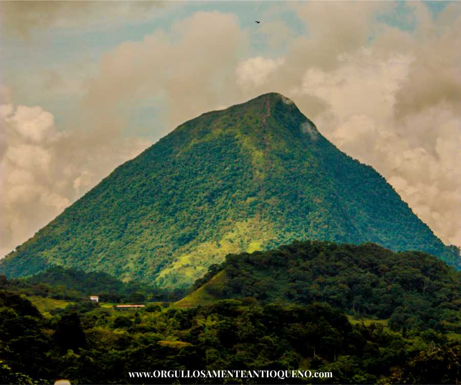 Cerro Tusa Venecia Antioquia
