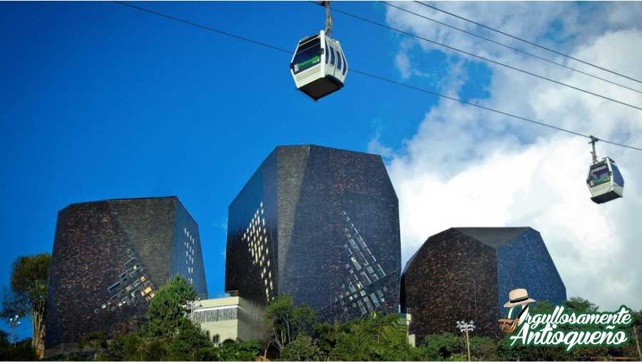 Concejo de Medellin aprueba presupuesto para reconstruccion de biblioteca espana