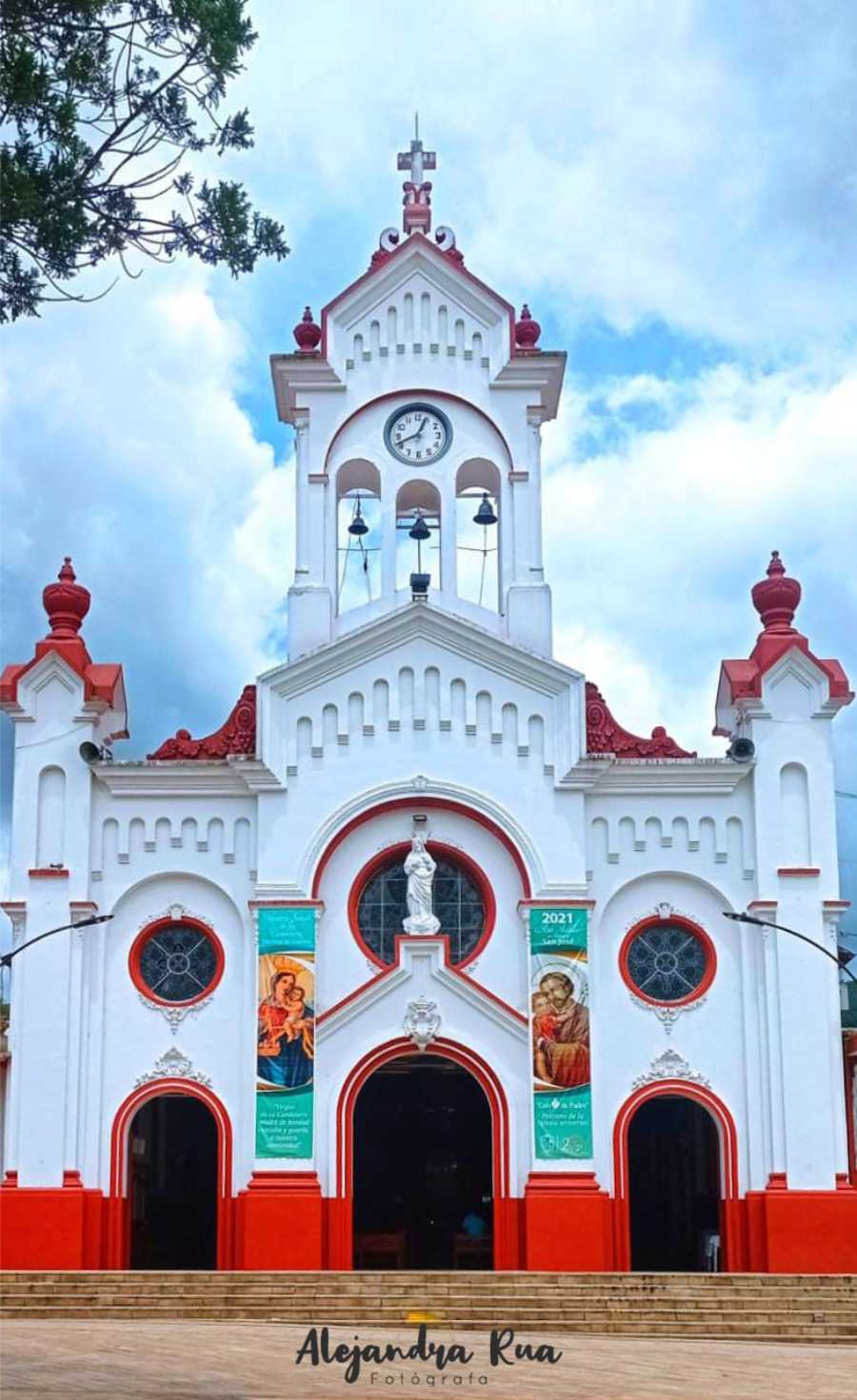 Guarne, pueblo de tradición y cultura que es la puerta de entrada al Oriente Antioqueño 6 Iglesia Nuestra Señora de la Candelaria