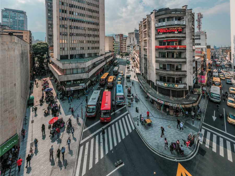En el Centro de Medellín ya disfrutan de la renovada diagonal 50 con más de 2.000 metros cuadrados intervenidos 3 Renovacion centro de medellin