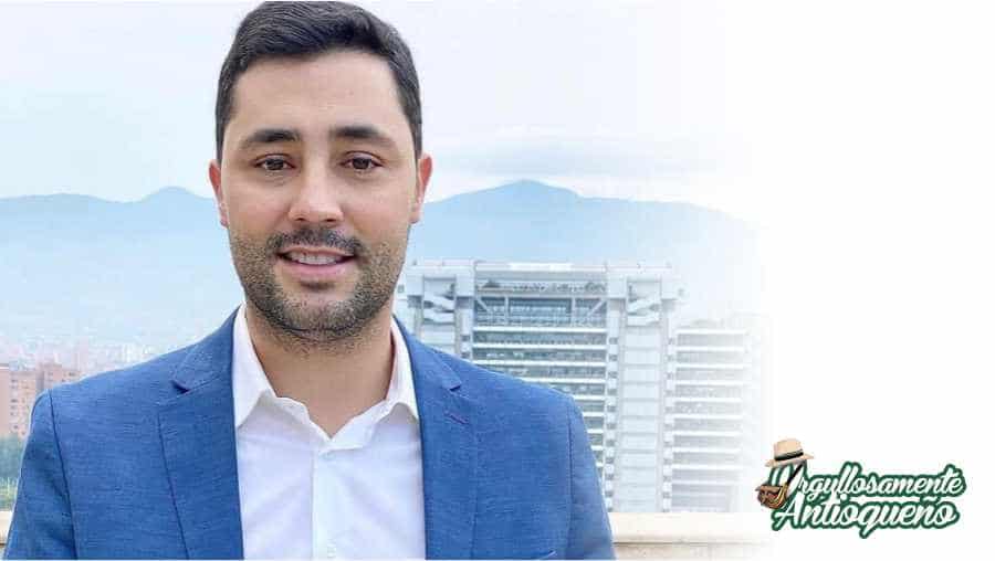 Sebatian Lopez Concejal de Medellin