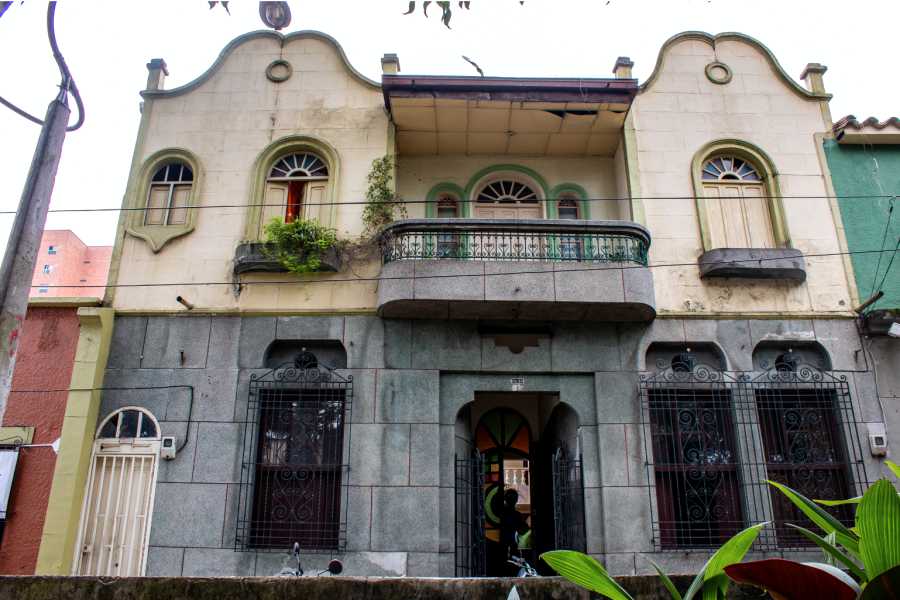 Con la renovación de 69 fachadas, el barrio Prado Centro embellece su entorno arquitectónico 6 Antes