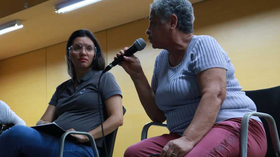 Para conocer la historia y la transformación del territorio, estudiantes recorren la comuna 13 guiados por mujeres víctimas del conflicto armado 3 Recorridos estudiantes comuna 13