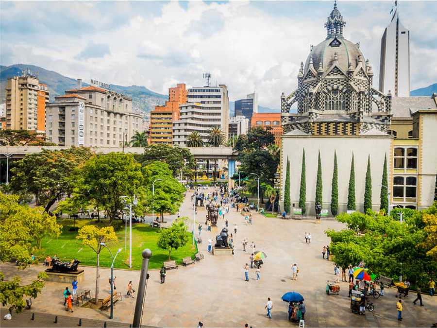 Plaza Botero