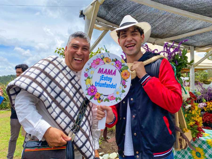 Silleteros de Santa Elena 40 se capacitan en tecnologías 4.0 con jóvenes de la comunidad maker 5 Silleteros capacitados en nuevas tecnologias