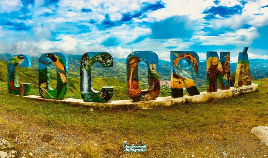 Visita Antioquia y descubre los destinos más turísticos, su Patrimonio Histórico, Cultural y Natural 8 Letrero de Cocorna