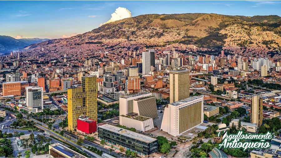 Vamos de turismo por Medellin la ciudad de la eterna primavera