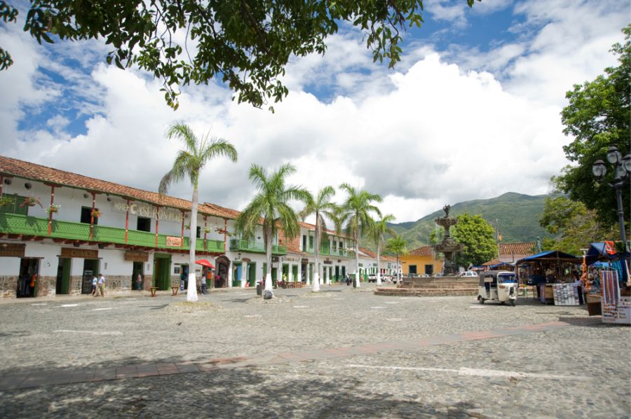 ¡Descubre los destinos más baratos para Semana Santa y ahorra dinero en tus vacaciones! 2 Santa Fe de Antioquia
