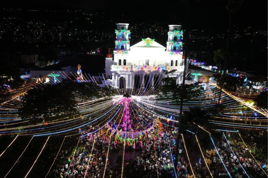 Parque de envigado en navidad