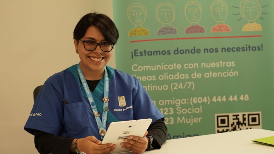 ¿Necesita hablar sin sentirse juzgado? La Alcaldía de Medellín abre 33 nuevos escuchaderos 3 Escuchaderos en Medellin