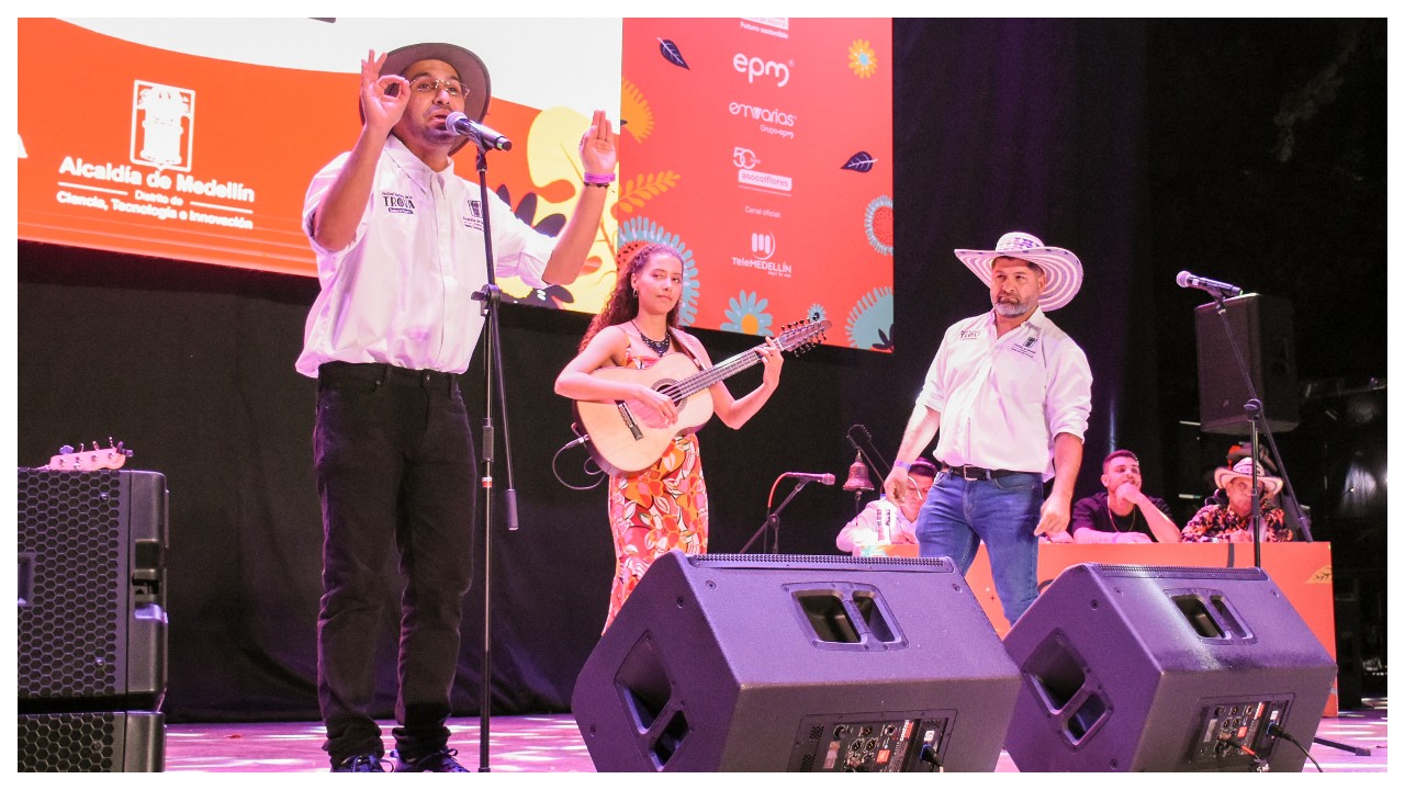 ¿Cuáles son los mejores planes para disfrutar de la Feria de las Flores en Medellín? 5 Festival Nacional de la Trova