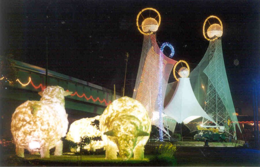 Adiós a los alumbrados de figuritas de Disney y que se burlaban de las tradiciones de la familia antioqueña. Vuelven los Alumbrados tradicionales Navideños en Medellín 2024 Una Fiesta de Luz para toda la familia 2 Pesebre alumbrado 2024