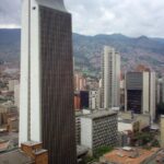 El edificio más alto en Medellín: La historia del gigante que toca el cielo y se convirtió en símbolo de la ciudad 15 edificio coltejer medellin