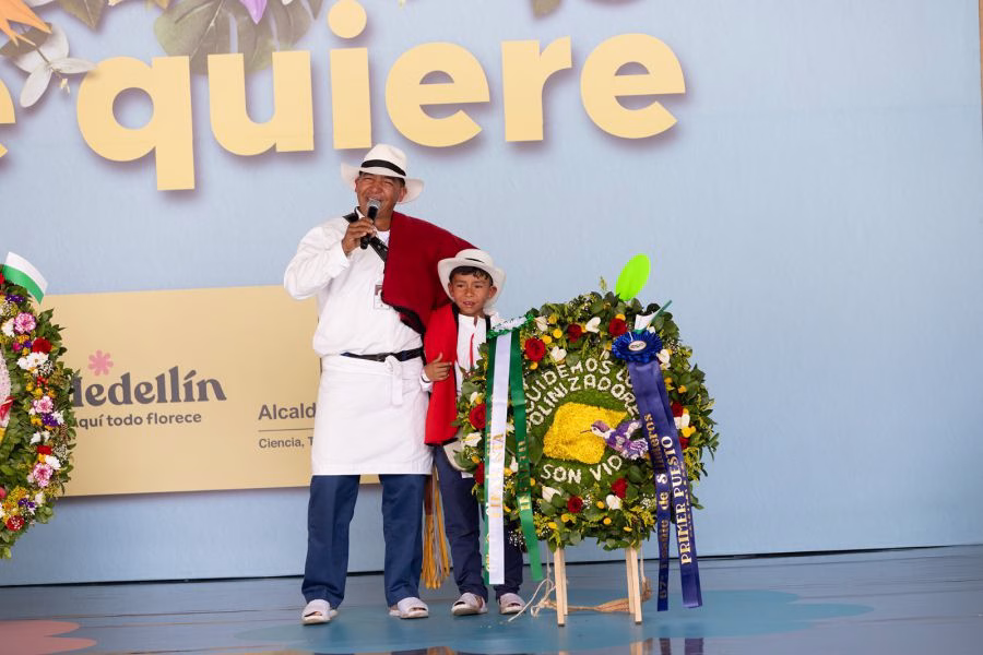 Conozca aquí el jurado de lujo del Desfile de Silleteros 2025 en Medellín 5 Jurados desfile de silleteros 2025